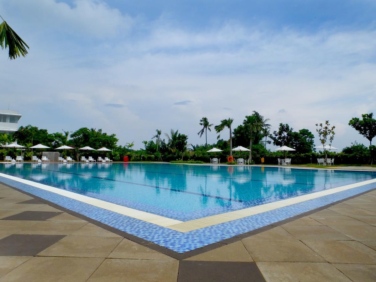 Nunia Inn Bandara Jakarta Tangerang Luaran gambar